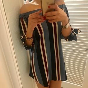 Stripped off the shoulder mini dress!NEW